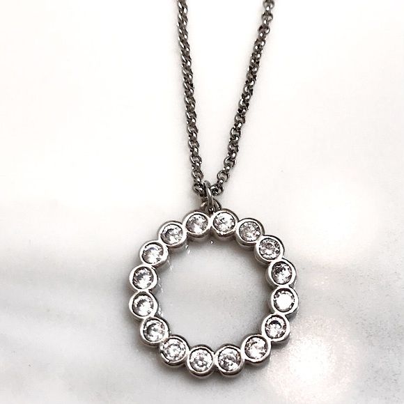 🆕🔥♠️KATE SPADE GORGEOUS FULL CIRCLE STERLING SILVER&CLEAR STUDS NECKLACE👀PICS - Picture 5 of 17